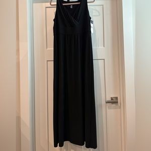 Chaps full length sleeveless black cocktail dress, never worn